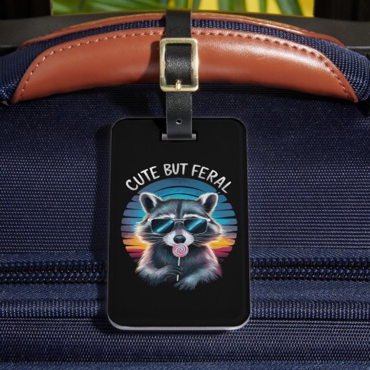 Schattigee maar verwilderde grappige wasbeer bagagelabel (Voorkant Insitu 2)