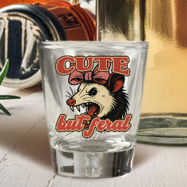Schattigee maar wilde possum:  sarcastische Humor Shot Glas