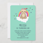 Schattigee mediterende luiaard op een Cloud Birthd Kaart (Voorkant)