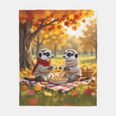 Schattigee Meerkats in herfstkleding tijdens een p Fleece Deken (Voorkant)