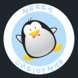 Schattigee Merry Christmas Cartoon Penguin Ronde Sticker<br><div class="desc">blauw en wit Merry Christmas stickers met een leuke,  grappige cartoon pinguïn springen en zwaaien - Web Design Hot. Leuke stickers voor kinderen van alle leeftijden.</div>