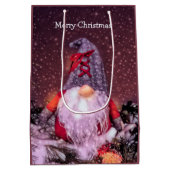 Schattigee Merry Christmas Whimsical Gnome Holiday Medium Cadeauzakje (Achterkant)