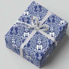 Schattigee Miniatuur Schnauzer in een bloementuin Cadeaupapier