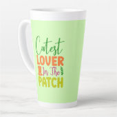 Schattigee minnaar in de patch latte mok (Linkerhoek)