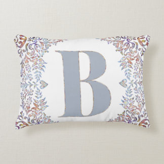 Schattigee moderne harten en bloemen omlijst lette accent kussen