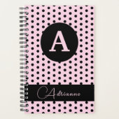Schattigee Monogrammed Roze met Zwarte Polka Dots Planner (Voorkant)