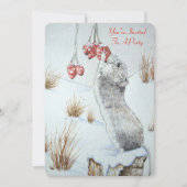 Schattigee muis en rode bessen sneeuwscène kerst kaart (Voorkant)