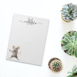 Schattigee Muis Waterverf Monogram Naam Notitieblo Notitieblok<br><div class="desc">Dit ontwerp kan op het gebied worden gepersonaliseerd dat door de foto en/of tekst te veranderen wordt verstrekt. Of het kan worden aangepast door te klikken deze Sjabloon personaliseert en dan de klik te kiezen om verdere optie aan te passen en de kleur van de achtergrond te schrappen of te...</div>