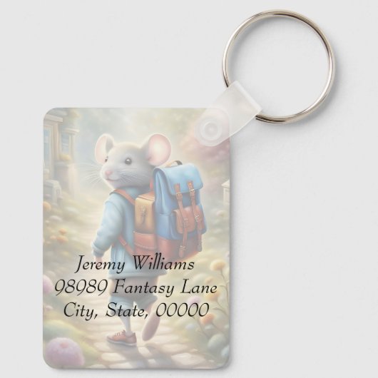 Schattigee muisjongen op weg naar school, geperson sleutelhanger (Achterkant)