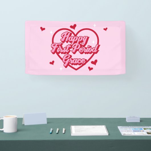 Schattigee naam Pink Retro Heart Happy First Perio Spandoek (Beurs)