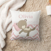 Schattigee Napping Teddy Bear met Custom Monogram Kussen (Deken)