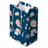 Schattigee Narwhal Fish Eenhoorn Regenboog zee Ver Medium Cadeauzakje (Voorkant Gekanteld)