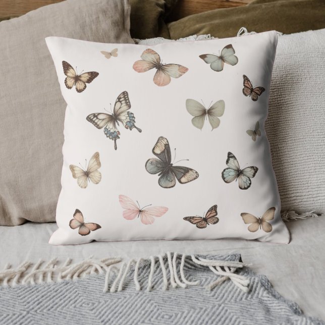Schattigee neutraal vlinders, gedempte tonen Bord  Kussen (Add a touch of whimsy with this butterfly pillow. Perfect for a charming and playful decor touch.)