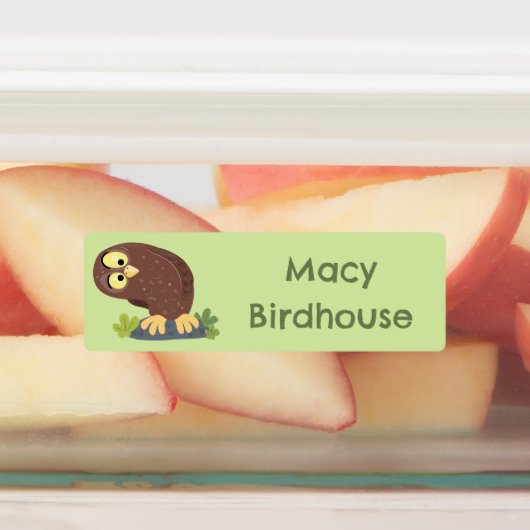 Schattigee nieuwsgierige grappige bruine uil carto labels (Aangebracht)