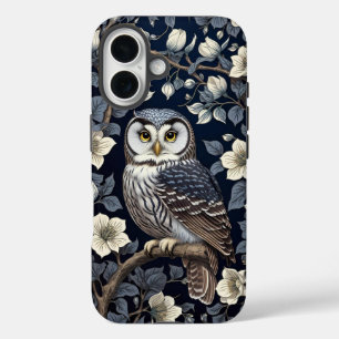 Schattigee Noordelijke Saw-Whet Uil en Moonflowers iPhone 16 Hoesje
