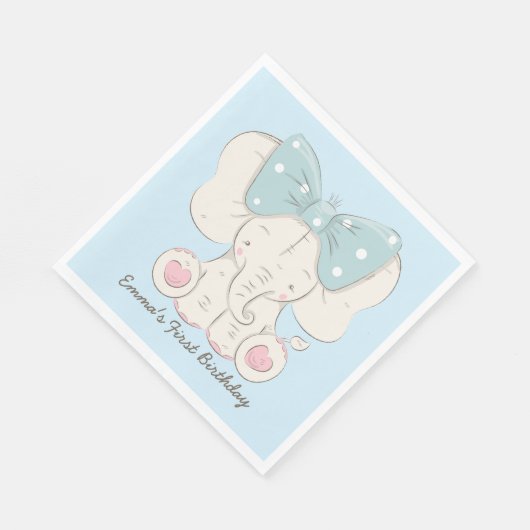 Schattigee olifant met een boog. servetten (Hoek)