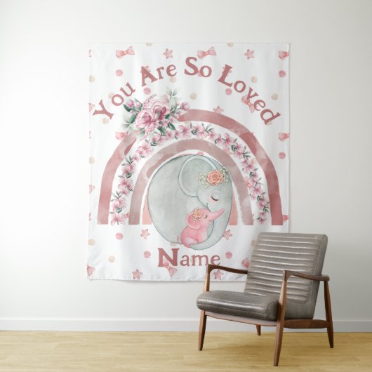 Schattigee olifant regenboog wandkleed (In situ)