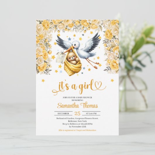 Schattigee ooievaar & baby gele bloemen meisje bab kaart (Staand voorkant)