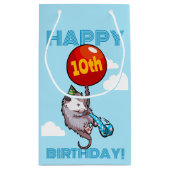 Schattigee Opossum ballon Happy Birthday! Voeg de  Klein Cadeauzakje (Achterkant)