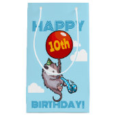Schattigee Opossum ballon Happy Birthday! Voeg de  Klein Cadeauzakje (Voorkant)