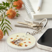 Schattigee Oranje Tabby Kitten in herfstbladeren Sleutelhanger (Voorkant Rechts)