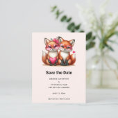 Schattigee Oranje vossen in Love Wedding Aankondigingskaart (Staand voorkant)