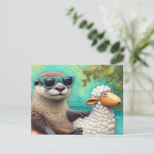 Schattigee otter in een drijvend schaap drijvend o briefkaart (Staand voorkant)