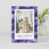 Schattigee Paarse besneeuwde fotovakantie Feestdagenkaart (Staand voorkant)