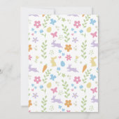 Schattigee Paarse Konijn Groene Bloemen Paaseierja Kaart (Achterkant)