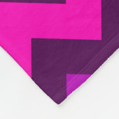 Schattigee Paarse Roze Chevrons Medium Fleece Deke Deken (Hoek)
