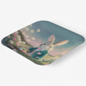 Schattigee paashaas in een klein blauw jasje papieren bordje (Gebogen)