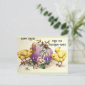 Schattigee  paaskuikens en bloemenei briefkaart (Staand voorkant)