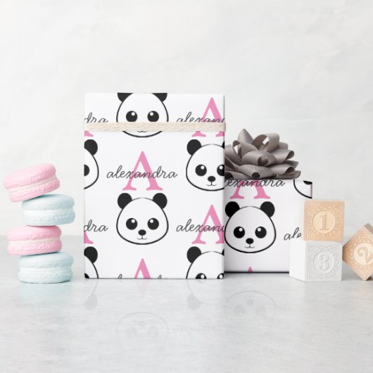 Schattigee panda beer custom Monogram Cadeaupapier (Baby Shower)