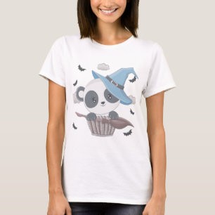 Schattigee Panda Witch Omgeven door Bats Halloween T-shirt