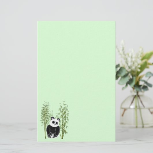 Schattigee panda zittend in bamboe briefpapier (Staand voorkant)