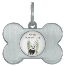 Schattigee panda zittend in bamboe