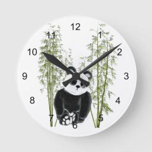 Schattigee panda zittend in bamboe ronde klok