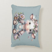 Schattigee Pastel Baby Koe in Overalls met Bloemen Accent Kussen (Achterkant (Verticaal))