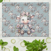 Schattigee Pastel Baby Koe in Overalls met Bloemen Theedoek (Gevouwen)