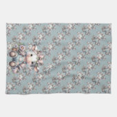 Schattigee Pastel Baby Koe in Overalls met Bloemen Theedoek (Horizontaal)