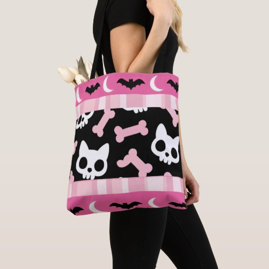 Schattigee pastel Gothic Halloween Cat & Bat Tote Bag (Dichtbij)
