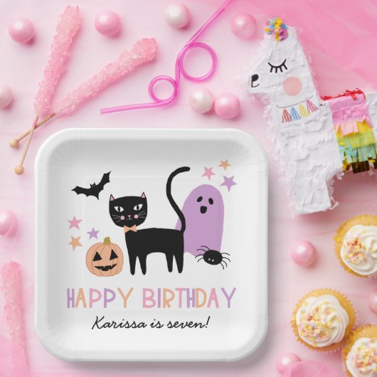 Schattigee Pastel Halloween Happy Birthday Naam Papieren Bordje (Feest)