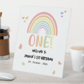 Schattigee Pastel Rainbow 1e Verjaardag Welkom Reclamebord Met Voetstuk (Insitu)