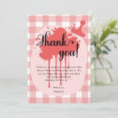 Schattigee pastel rode gingham Baby shower Bedankkaart (Staand voorkant)