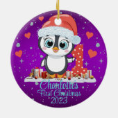 Schattigee Penguin Baby's Eerste Kerstmis Paarse Keramisch Ornament (Achterkant)
