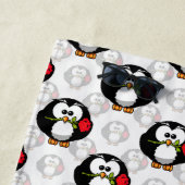 Schattigee Penguin Surface Pattern Design Print Strandlaken (In situ)