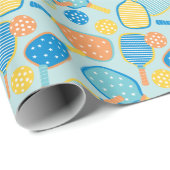 Schattigee Pickleball Paddles op lichtblauw Cadeaupapier (Rol Hoek)
