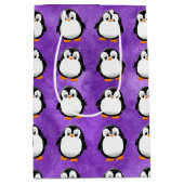 Schattigee Pinguïn Cartoon Custom Paarse Waterverf Medium Cadeauzakje (Voorkant)