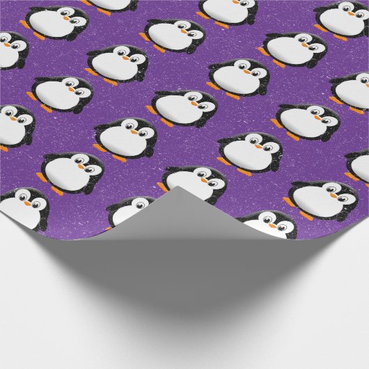 Schattigee Pinguïn Cartoon Custom Winter Paarse Cadeaupapier (Hoek)