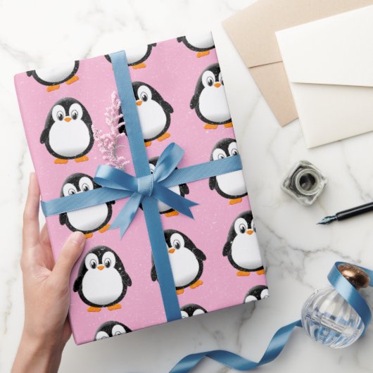 Schattigee Pinguïn Cartoon Custom Winter Pink Cadeaupapier (Geschenken)